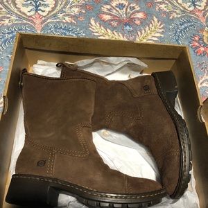 Born boots